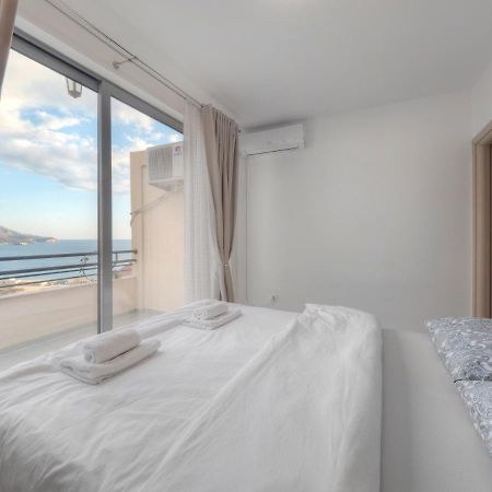 Sea View Two Bedroom Family Apartment With Pool - Sunset Ivanovici Bečići 외부 사진